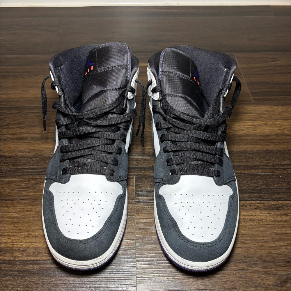 Size 10.5 - Air Jordan 1 SE Mid Varsity Purple
